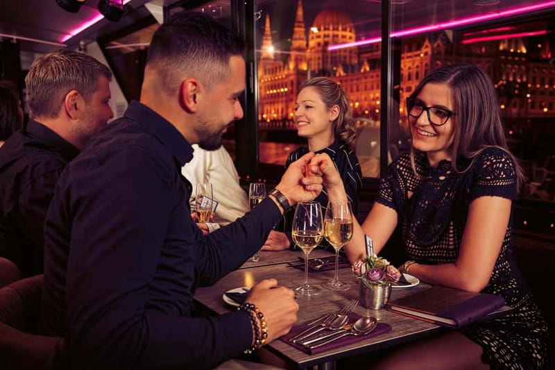 Budapest: Evening Cruise with 4-Course Dinner - Key points to know before booking
