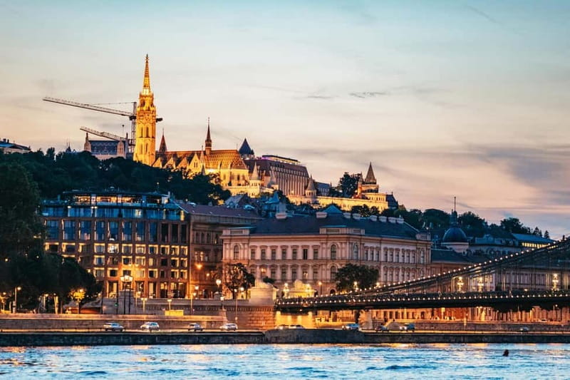 Budapest: Evening Cruise with 4-Course Dinner - My advice before you reserve