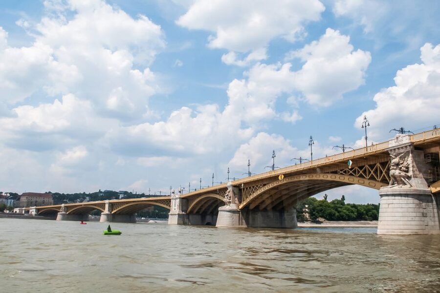 Budapest: Floating Bus Tour by Land and Water - Who should book this Budapest tour?
