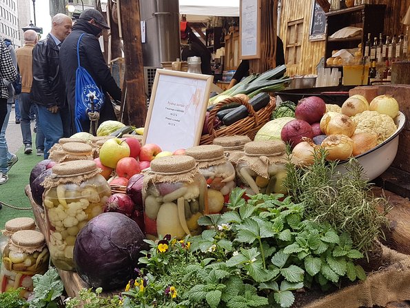 Budapest Foodie Tour - A four-hour walk from the Opera to Astoria