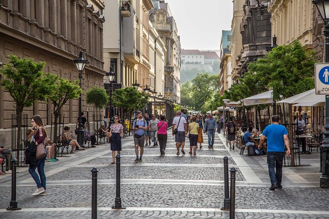 Budapest Grand Walk - The former Jewish Quarter, the Grand Synagogue, and Gozsdu udvar
