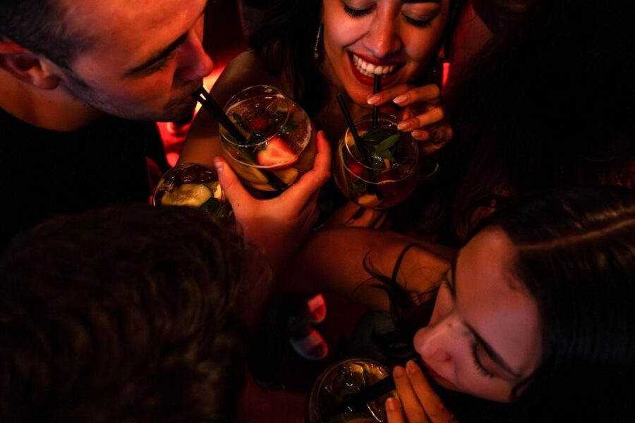 Budapest: Guided Bar Crawl Walking Tour - Madách Imre út 13-14 and the final change of pace