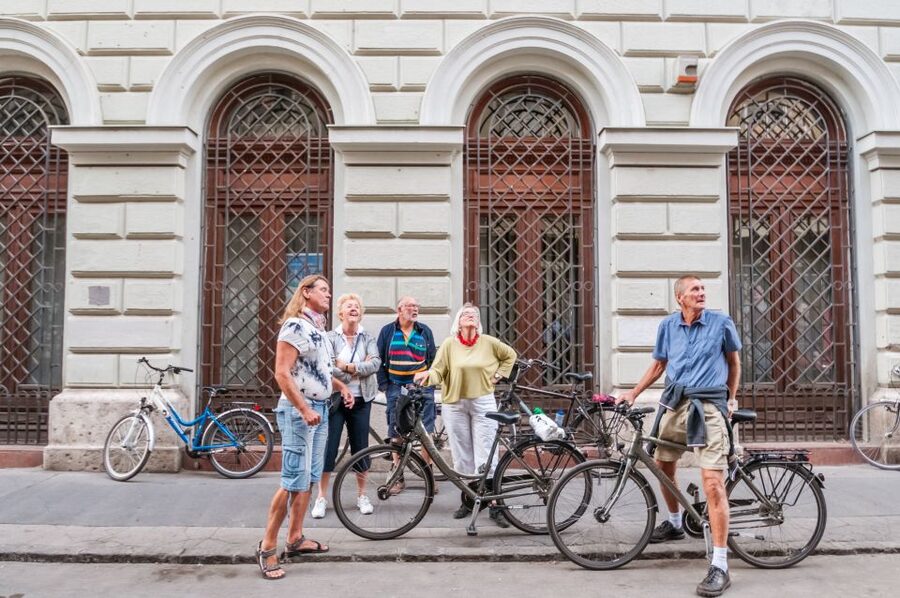 Budapest: Guided City Discovery Bike Tour - Andrassy Avenue and the Broadway of Budapest