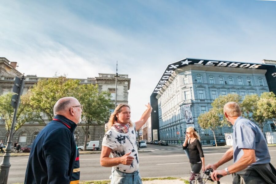 Budapest: Guided City Discovery Bike Tour - Liberty Square and the political story of Budapest