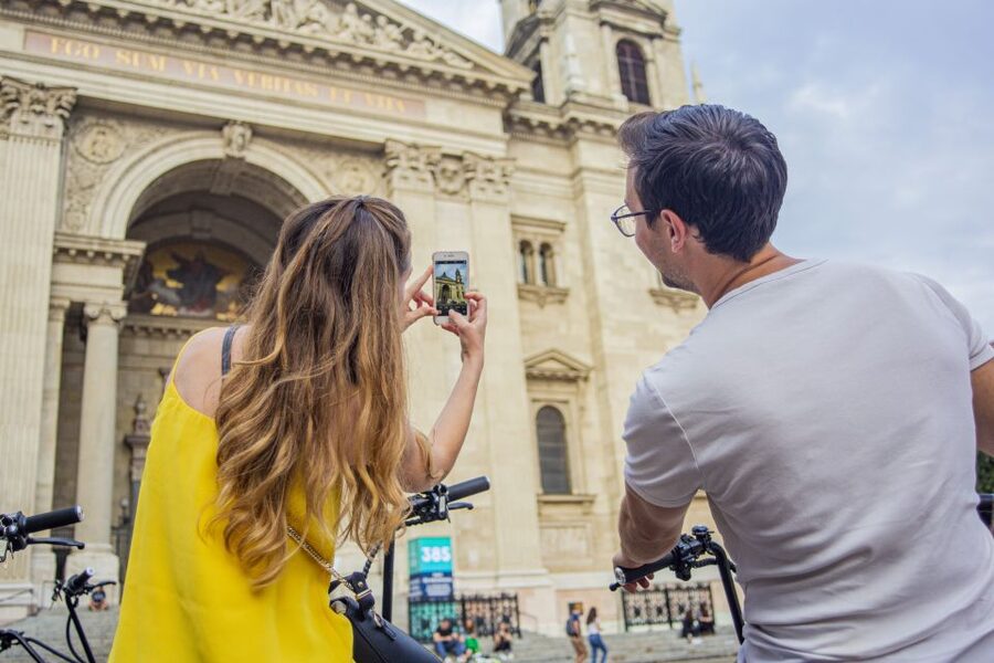 Budapest: Guided City Sights Tour by E-Scooter - Guides, group size, and the learning curve