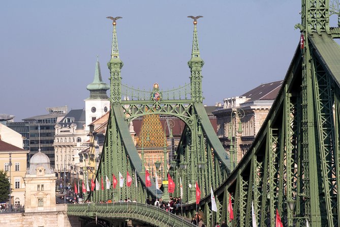 Budapest Guided City Tour and Danube Cruise Audio Guide - Heroes’ Square and Hungary’s story in 15 minutes