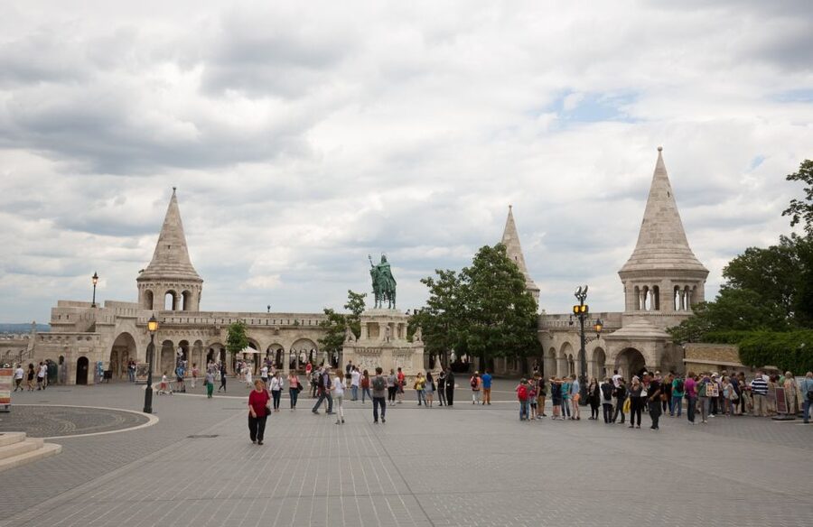 Budapest: Guided City Tour by E-Bike - Margaret Bridge and a pause on Margaret Island