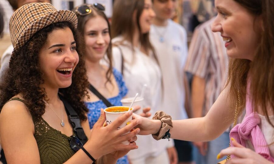 Budapest: Guided Food Tour with Wine, Beer, and Shots - Starting with Budapest’s Jewish and Hungarian food story