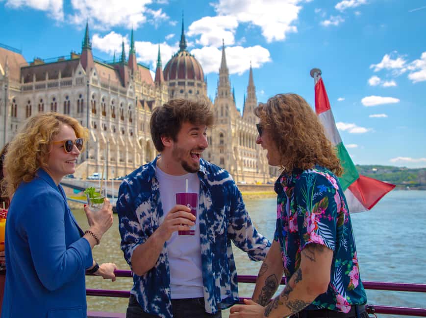 Budapest: Happy Hour Sightseeing Cruise - Key points to know before booking