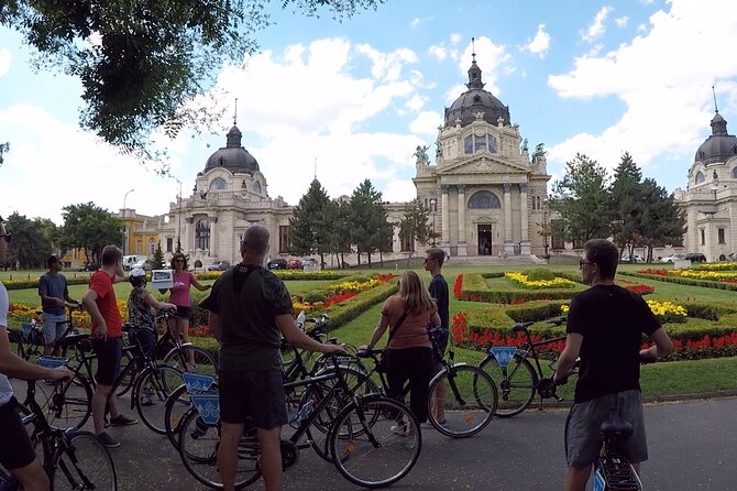 Budapest Highlights Bike Tour with a local guide - St. Stephen’s Basilica and the city center
