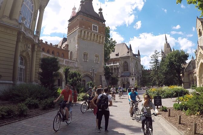 Budapest Highlights Bike Tour with a local guide - Parliament and the Danube panorama