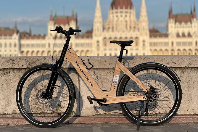 Budapest: Historic Downtown ride on E-Bicycles Buda & Pest - Key points to know before you book