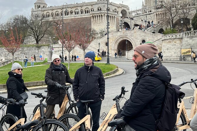 Budapest: Historic Downtown ride on E-Bicycles Buda & Pest - Vajdahunyad Castle and the Szechenyi Baths