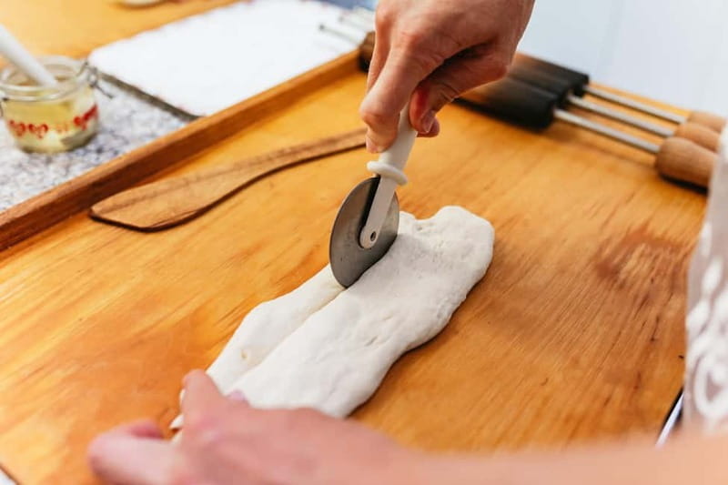 Budapest: Hungarian Chimney Cake Workshop in the City Center - Is $40 good value for one hour?