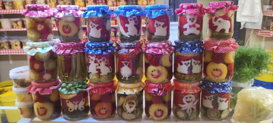 Budapest: Hungarian Cuisine in the Market Hall (german) - Is $28 a fair price?