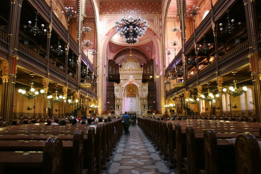 Budapest: Jewish Heritage Guided Tour with Synagogue Ticket - Why Budapest’s Jewish Quarter deserves a focused tour