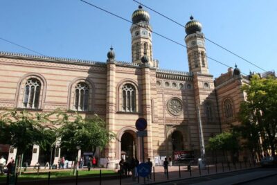 Jewish Heritage Guided Tour with Synagogue Ticket