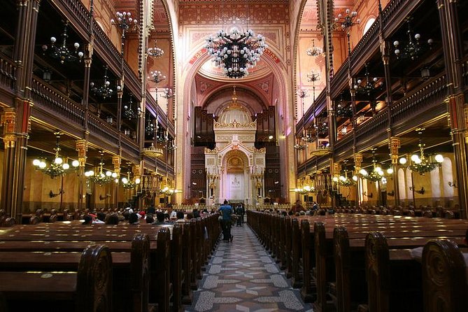 Budapest Jewish Heritage Memorial Walking Tour & Synagogue Entry - Raoul Wallenberg Memorial Park and the silver willow