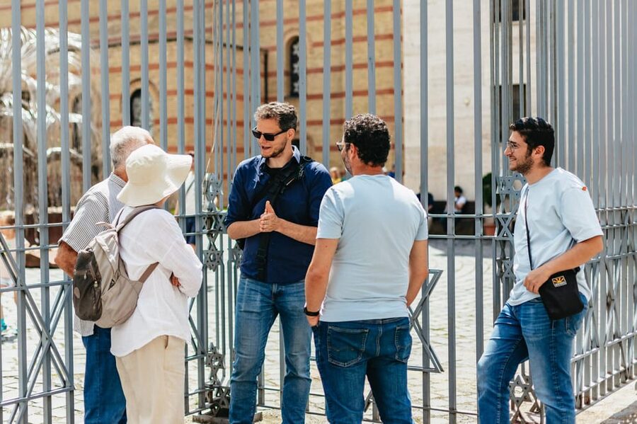 Budapest: Jewish History Guided Walking Tour with Historian - Why the Jewish Quarter deserves a careful walking tour