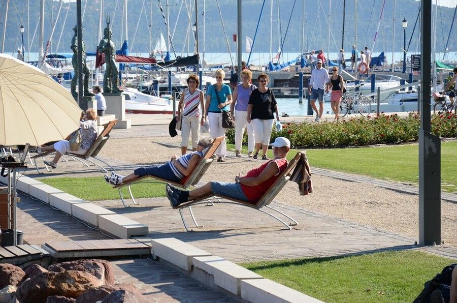 Budapest: Lake Balaton and Herend Full-Day Private Tour - Seeing Tihany Abbey after 950 years