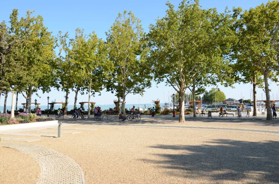 Budapest: Lake Balaton and Herend Full-Day Private Tour - What the $436 price really buys you