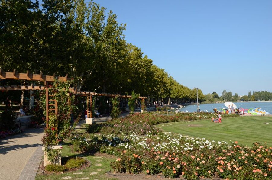 Budapest: Lake Balaton and Herend Full-Day Private Tour - Who will get the most from this outing