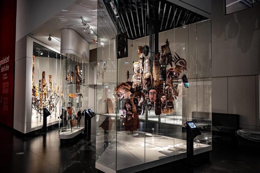 Budapest: Museum of Ethnography Entry Ticket - A modern museum at the edge of Budapest’s park
