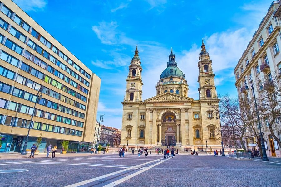 Budapest Old Town and Top Attractions Private Walking Tour - The Hungarian Parliament Building sets the tone