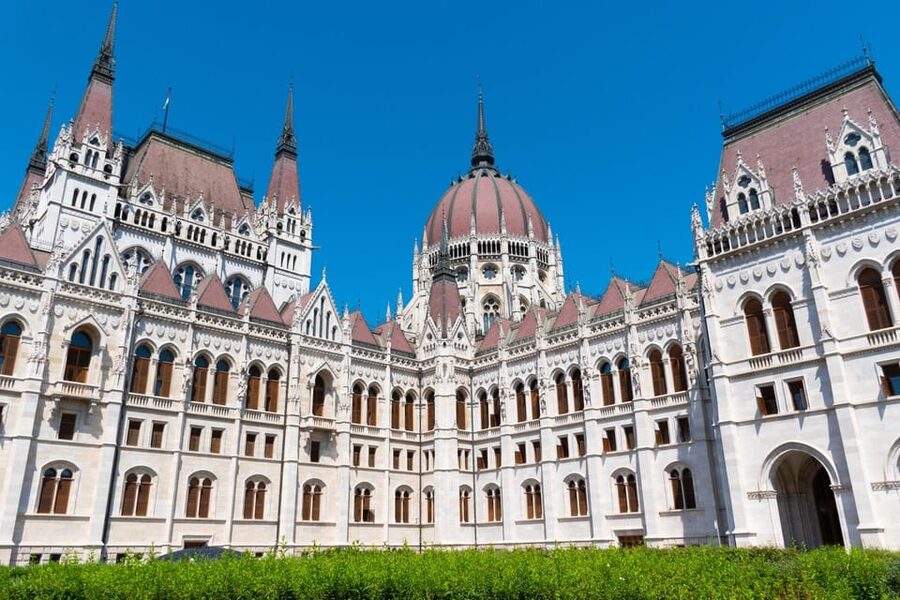 Budapest Old Town and Top Attractions Private Walking Tour - Timing, pace, and practical comfort