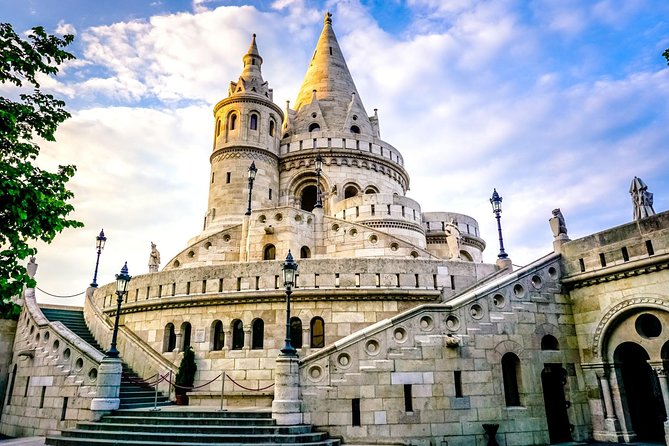 Budapest One Way Private Transfer to or from Airport - Why the communication matters after delays