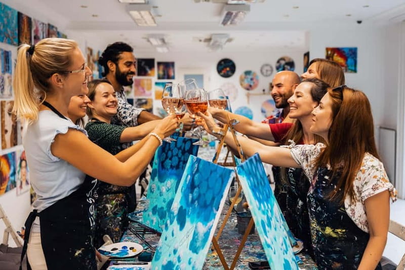 Budapest: Paint and sip experience - FAQ