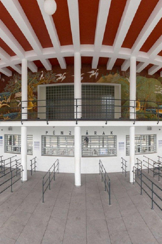 Budapest: Palatinus Spa & Pools Full-Day Admission - Palatinus Spa on Margaret Island: More Than a Thermal Bath