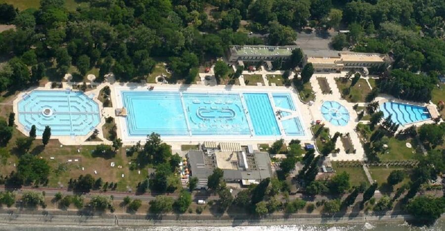 Budapest: Palatinus Spa & Pools Full-Day Admission - Thermal Pools for a Slow Afternoon