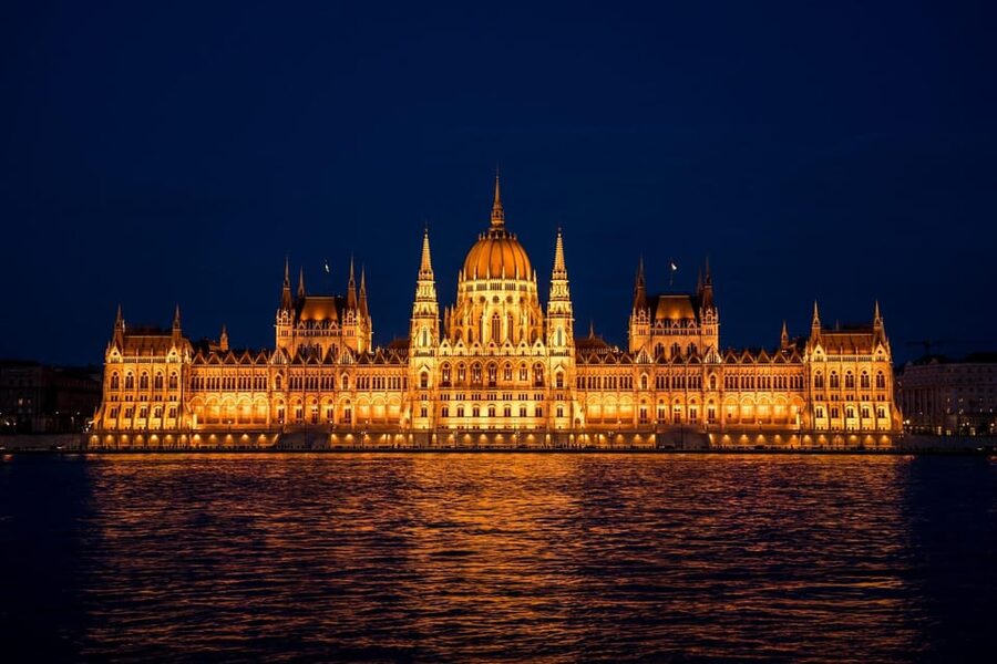 Budapest: Parliament Building Entry Ticket and Audio Guide - Why the Hungarian Parliament deserves a place in your Budapest plans