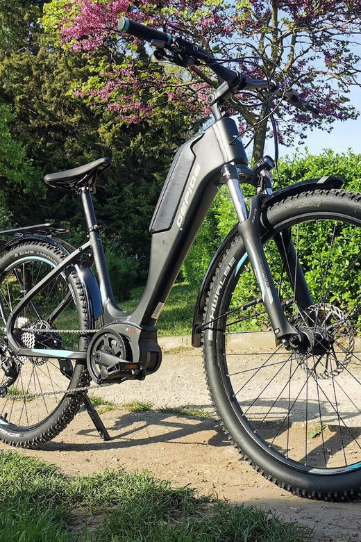 Budapest: Premium E-Bike Rental - Why an e-SUV works well in Budapest