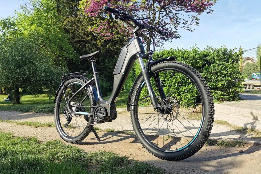 Budapest: Premium E-Bike Rental - Riding without a guide