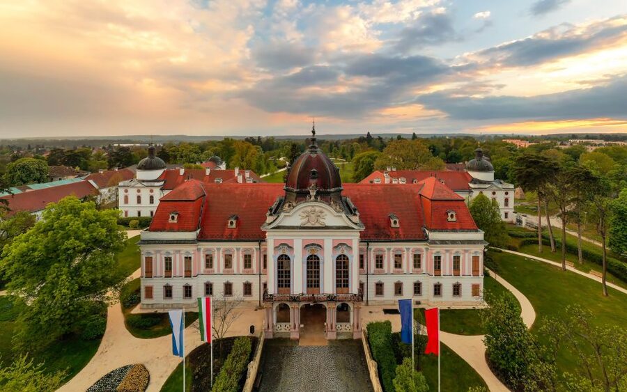 Budapest: Private 3-Hour Gödöllő Palace Tour - Key points to know before booking