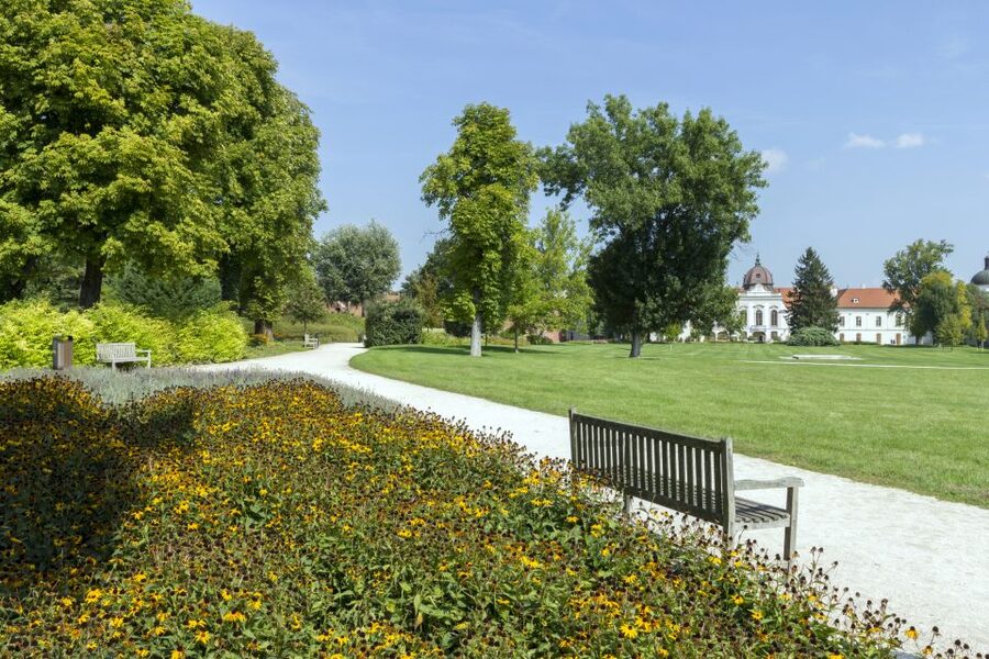 Budapest: Private 3-Hour Gödöllő Palace Tour - The 30-minute drive from Budapest