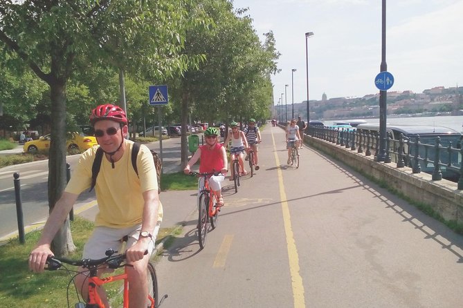 Budapest: Private Adventure Sightseeing Bicycle Tour - The downhill return through the forest