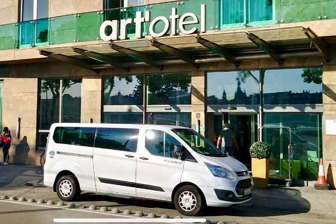 Budapest Private Airport Transfer to City or to BUD Airport Door 2 Door - The biggest issue: flight delays and missed pickups