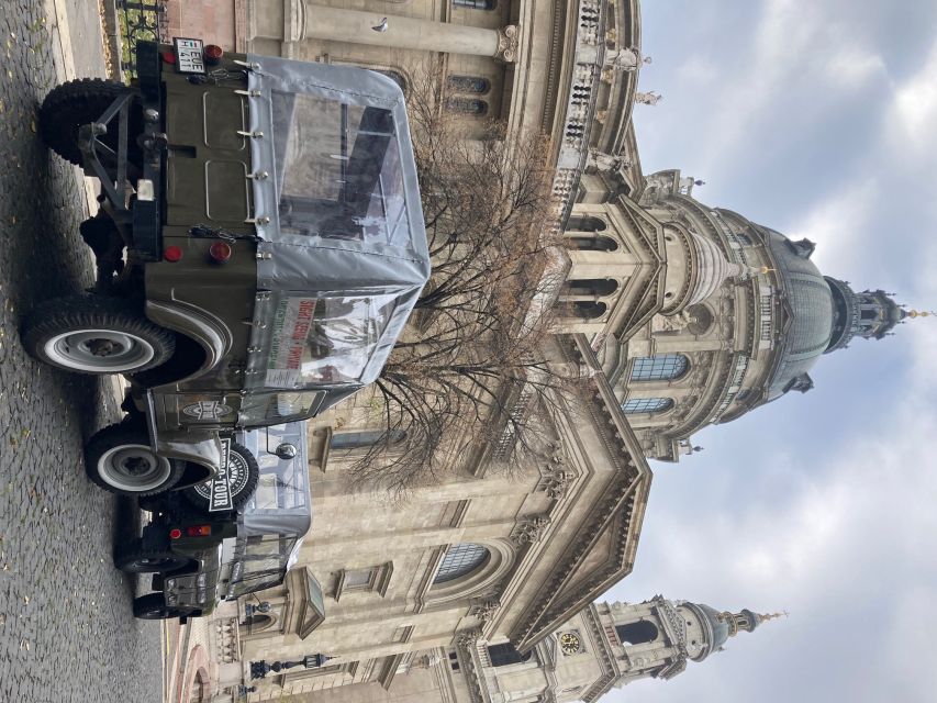 Budapest: Private City Tour with a Vintage Russian Jeep - How much information will you get?