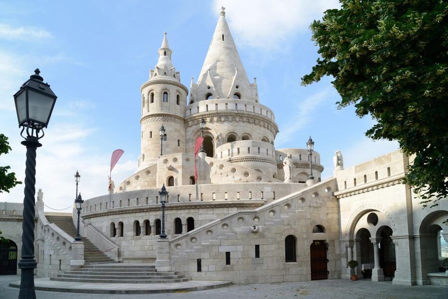 Budapest: Private City Tour with Local Guide - Central Market Hall and the taste of Hungary