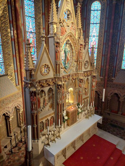 Budapest: Private City Tour with Local Guide - St. Stephen’s Basilica and Parliament
