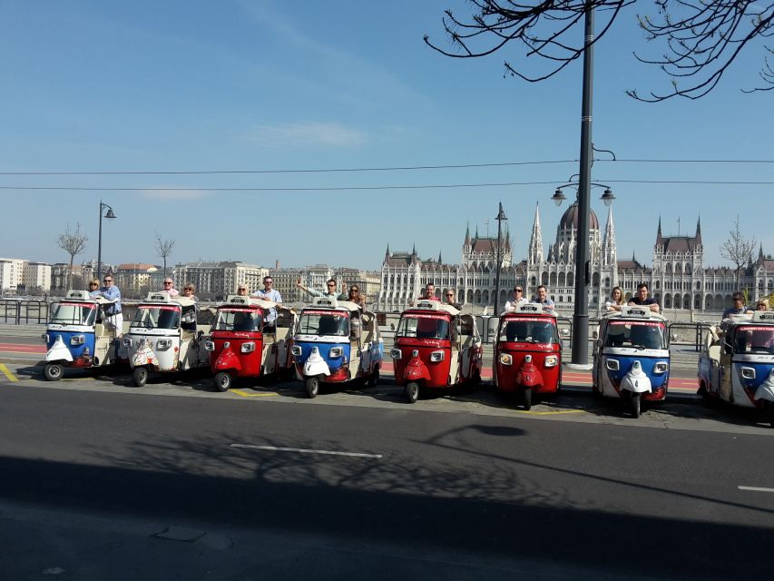 Budapest: Private City Tuk-Tuk Tour & Boat Cruise - Castle Garden Bazaar, Matthias Church and Fisherman’s Bastion