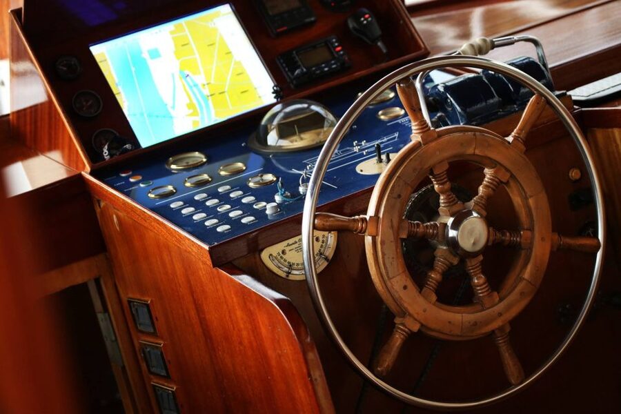 Budapest: Private Danube Yacht Cruise with Welcome Drink - Why the sunset departure is worth considering