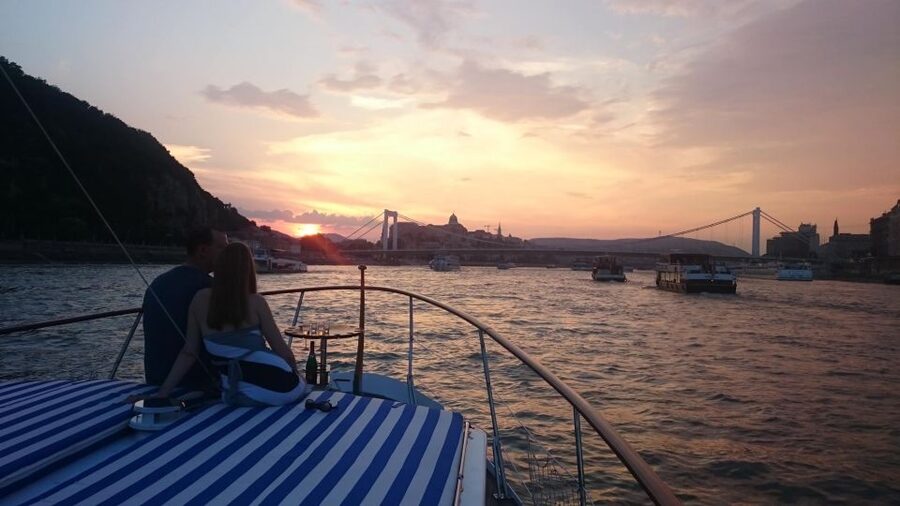 Budapest: Private Danube Yacht Cruise with Welcome Drink - Drinks, snacks, and a meal onboard