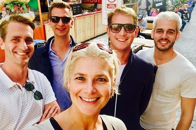 Budapest private sightseeing with Nelli & her local guides - Exploring both sides of Budapest