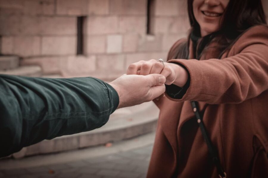 Budapest: Proposal Photos at enchanting Fisherman's Bastion - Key points to know before you book