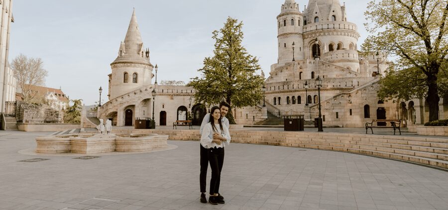 Budapest: romantic photoshoot at Buda's iconic sightseeings - What 40 edited digital images mean for you