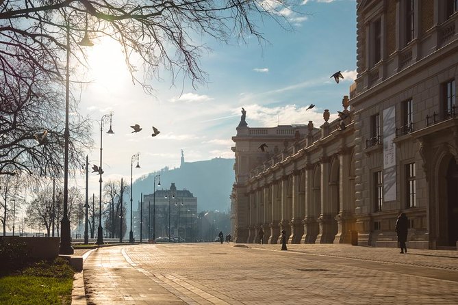 Budapest Romantic Private Tuk Tuk Tour - Optional Gül Baba’s Tomb and the northern river route